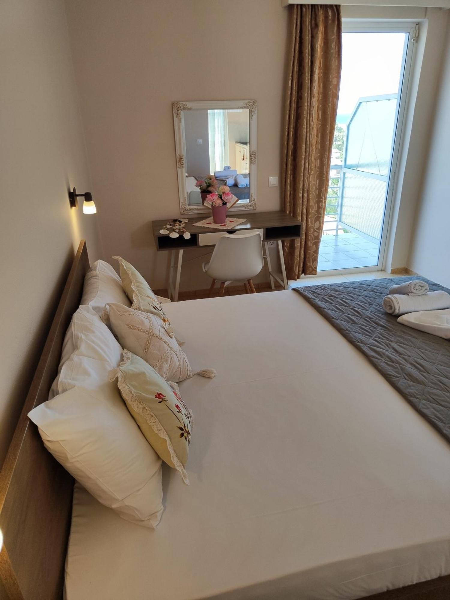 Yanna Studios & Apartments Tsilivi  Ngoại thất bức ảnh