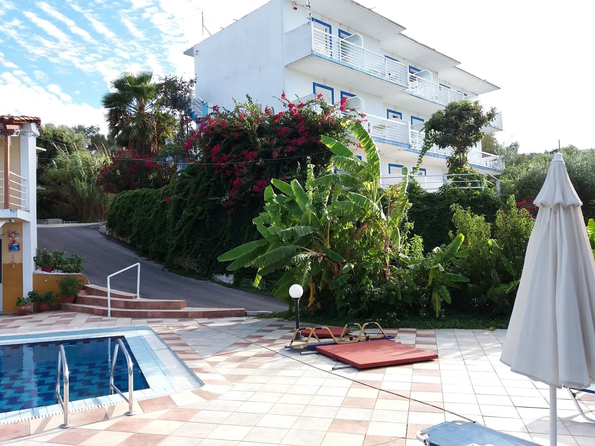 Yanna Studios & Apartments Tsilivi  Ngoại thất bức ảnh